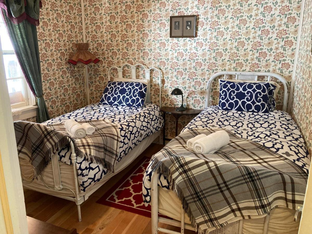 St. George Hotel Barkerville Экстерьер фото