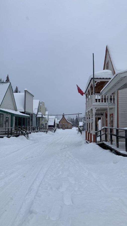 St. George Hotel Barkerville Экстерьер фото