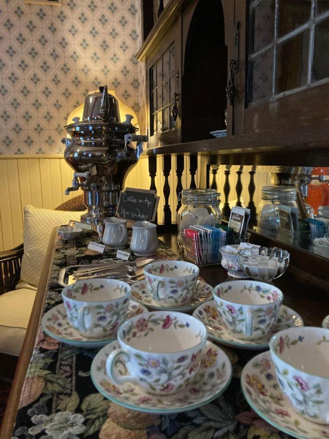 St. George Hotel Barkerville Экстерьер фото