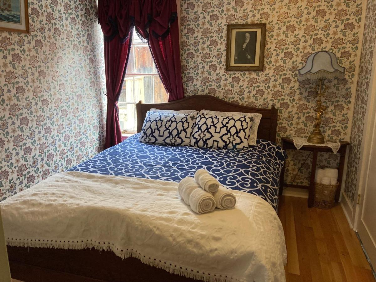 St. George Hotel Barkerville Экстерьер фото